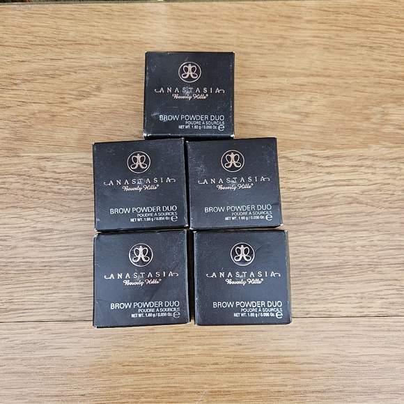 Anastasia Beverly Hills Brunette/Dark Brown - Picture 3 of 12